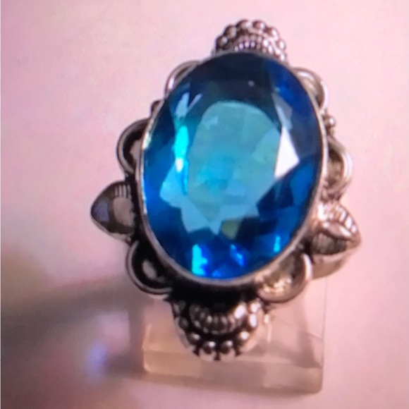 Stunning 925 Sterling Silver Ring